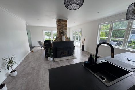 Photo of property in 144 Great South Road, Huntly, 3700