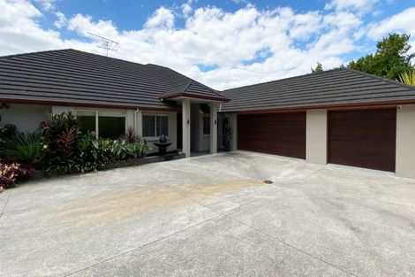Photo of property in 124 Trig Road, Whitford, Howick, 2571