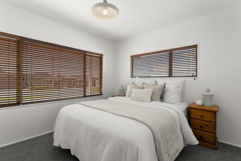 Photo of property in 1134 Papamoa Beach Road, Papamoa Beach, Papamoa, 3118