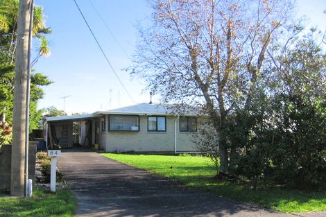 Photo of property in 84 Flanshaw Road, Te Atatu South, Auckland, 0610