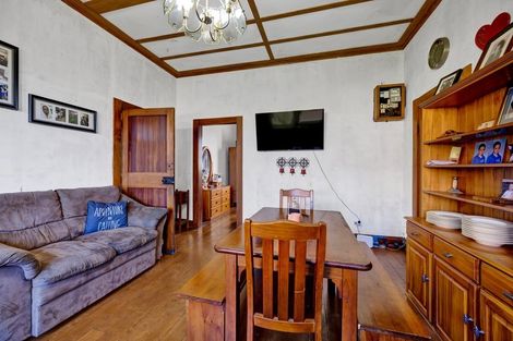 Photo of property in 13 Campbell Street, Hawera, 4610