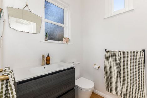 Photo of property in 26 Britannia Street, Petone, Lower Hutt, 5012