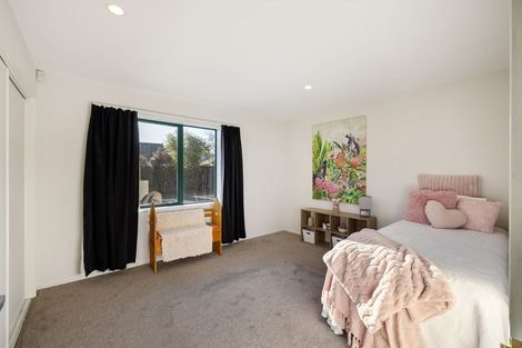 Photo of property in 164 Queenspark Drive, Parklands, Christchurch, 8083