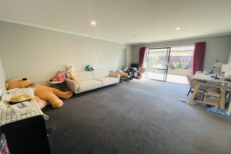 Photo of property in 3 Cunneen Place, Aidanfield, Christchurch, 8025