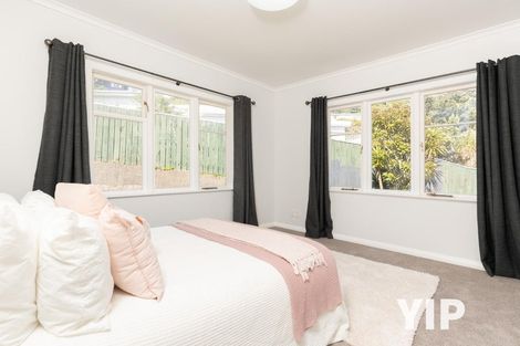 Photo of property in 15 Hollies Crescent, Johnsonville, Wellington, 6037