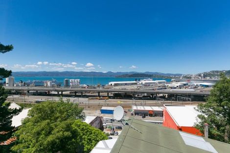 Photo of property in 1 Sar Street, Wadestown, Wellington, 6012