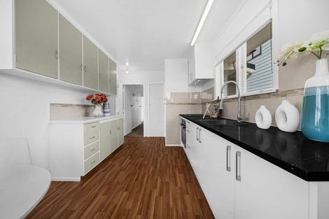 Photo of property in 31 William Avenue, Manurewa, Auckland, 2102