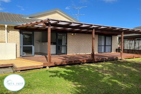 Photo of property in 60 Sheriff Place, Randwick Park, Auckland, 2105