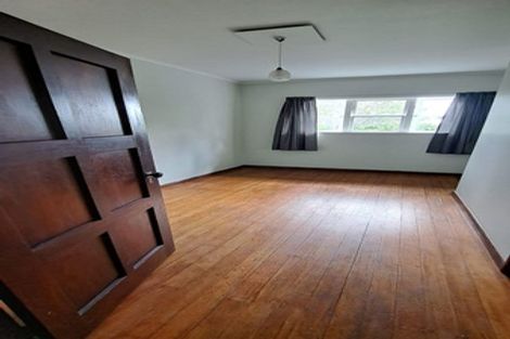 Photo of property in 325 Lake Road, Hauraki, Auckland, 0622