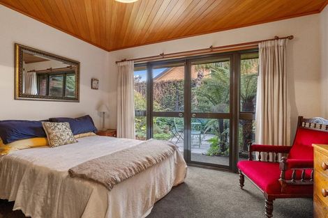 Photo of property in 2/4 Herbs Place, Cashmere, Christchurch, 8022