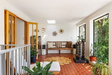 Photo of property in 74 Ranui Crescent, Khandallah, Wellington, 6035