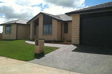 Photo of property in 13 Barwick Place, Huntington, Hamilton, 3210