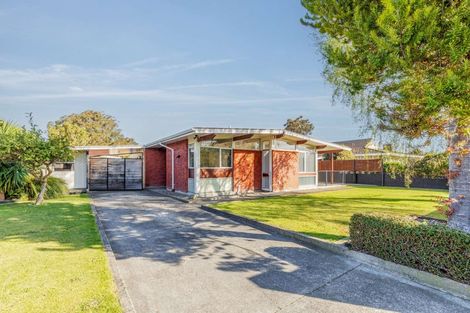 Photo of property in 96 Long Melford Road, Awapuni, Palmerston North, 4412