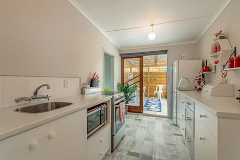 Photo of property in 38a Signal Street, Foxton Beach, Foxton, 4815