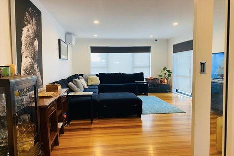 Photo of property in 36 Kirkbride Road, Mangere Bridge, Auckland, 2022