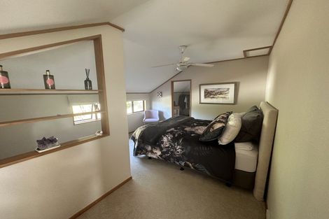 Photo of property in 59b Napier Terrace, Hospital Hill, Napier, 4110