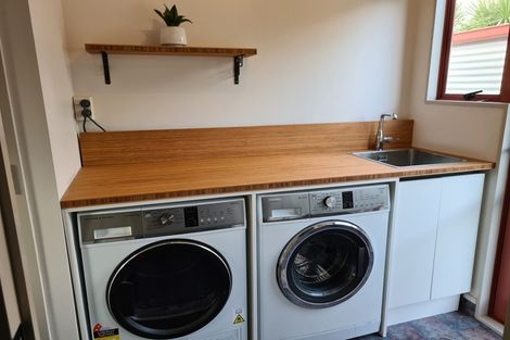 Photo of property in 17 Aru Street, Tangimoana, 4822