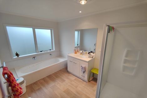 Photo of property in 24 Sylvester Crescent, Flagstaff, Hamilton, 3210