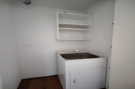 Photo of property in 32 Monarch Avenue, Hillcrest, Auckland, 0627