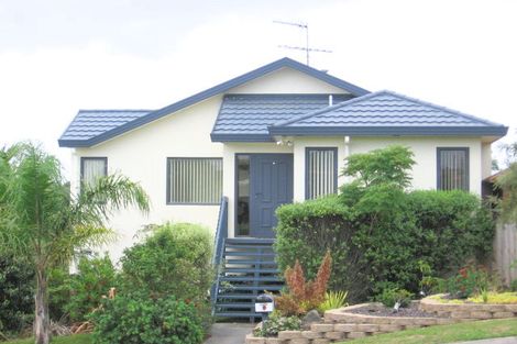 Photo of property in 9 Ponderosa Drive, Oteha, Auckland, 0632