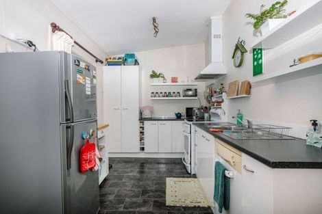 Photo of property in 66 Allardice Street, Dannevirke, 4930