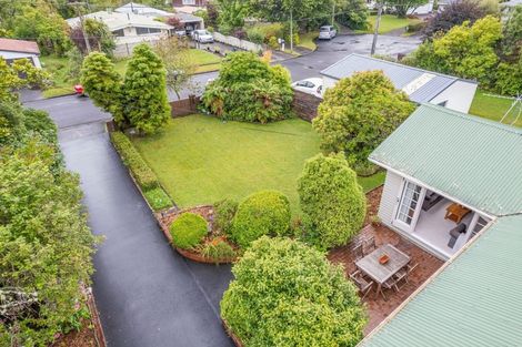 Photo of property in 4 Birch Grove, Pinehaven, Upper Hutt, 5019