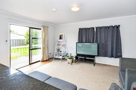 Photo of property in 1/24 Burundi Avenue, Clendon Park, Auckland, 2103