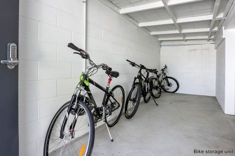 Photo of property in Shangri La Apartments, 1/97 Jervois Road, Herne Bay, Auckland, 1011