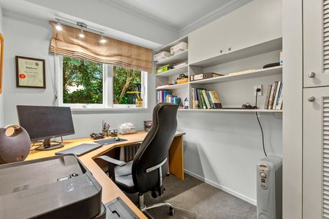 Photo of property in 21 Hastings Road, Mairangi Bay, Auckland, 0630