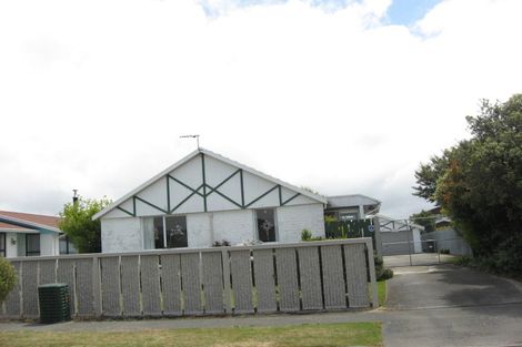 Photo of property in 26 Arran Crescent, Woolston, Christchurch, 8062