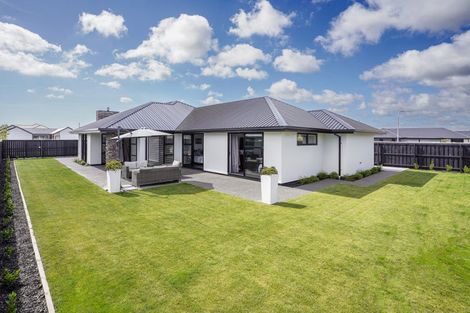 Photo of property in 31 Hotere Street, Rangiora, 7400