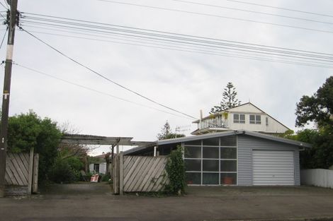 Photo of property in 51 Charles Street, Westshore, Napier, 4110