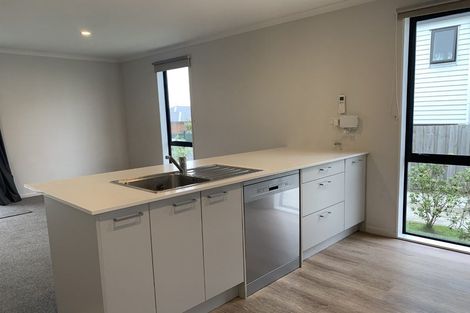 Photo of property in 10b Rosier Road, Glen Eden, Auckland, 0602