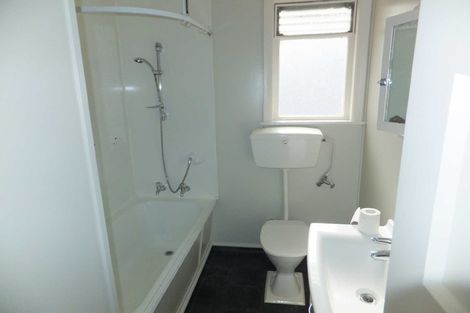 Photo of property in 28 Tika Street, Riccarton, Christchurch, 8041