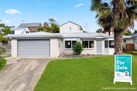 Photo of property in 28 Sunvale Place, Gate Pa, Tauranga, 3112