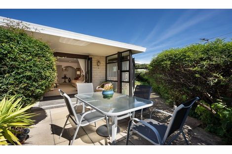 Photo of property in 75 Frankleigh Street, Somerfield, Christchurch, 8024