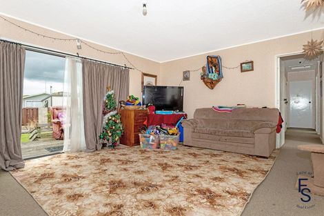Photo of property in 19 Barry Street, Te Karaka, 4022