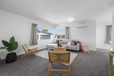 Photo of property in 35 Jupiter Street, Milson, Palmerston North, 4414