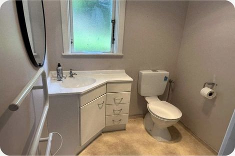 Photo of property in 16 Hawthorn Crescent, Stokes Valley, Lower Hutt, 5019