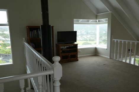 Photo of property in 9 Indira Place, Khandallah, Wellington, 6035