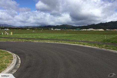 Photo of property in 4 Tango Way, Whitianga, 3510