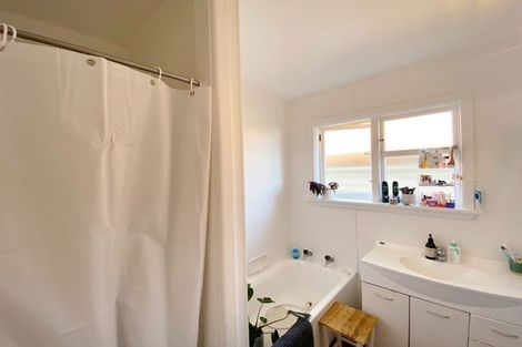 Photo of property in 11 Estuary Road, New Brighton, Christchurch, 8061