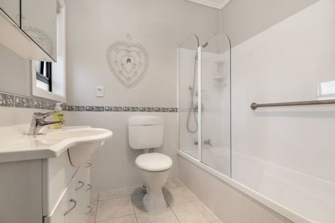 Photo of property in 55 Howe Street, Howick, Auckland, 2014