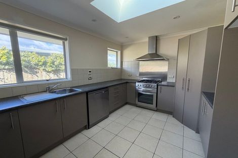 Photo of property in 318 Te Moana Road, Waikanae, 5036