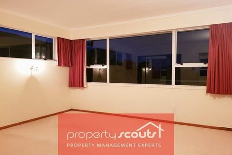 Photo of property in 13 Longview Drive, Merrilands, New Plymouth, 4312