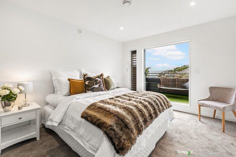 Photo of property in 3/14 Oriental Terrace, Oriental Bay, Wellington, 6011