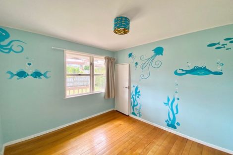 Photo of property in 32 Cardiff Road, Pakuranga, Auckland, 2010