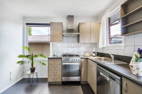 Photo of property in 10 Packe Street, Edgeware, Christchurch, 8013