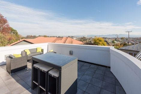 Photo of property in 2e Clairmont Heights, Stoke, Nelson, 7011