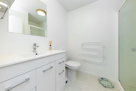 Photo of property in 5/30 Opito Way, East Tamaki, Auckland, 2013